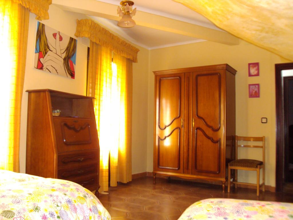 Setenil De Las Bodegas Casa Rural Cuevas Del Sol חדר תמונה
